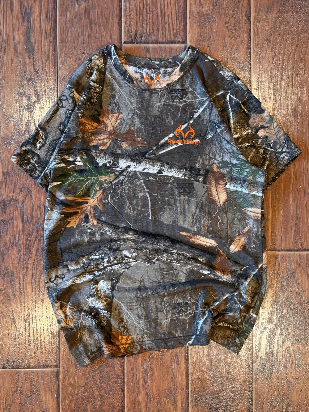 Vintage Y2K RealTree Camo T-Shirt
